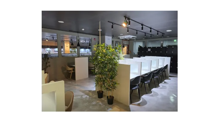 ⭐️[서울 영등포구] 권리금4천 스터디카페 / 60평/ 학세권+주거상권⭐️